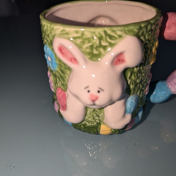Hand Painted Bunny Rabbit Easter Eggs Flowers 3D Ceramic Mug 12oz - Picture 4 of 6